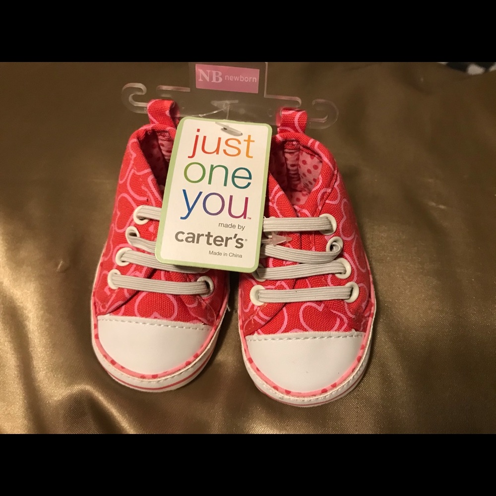 NWT Carter’s newborn sneakers